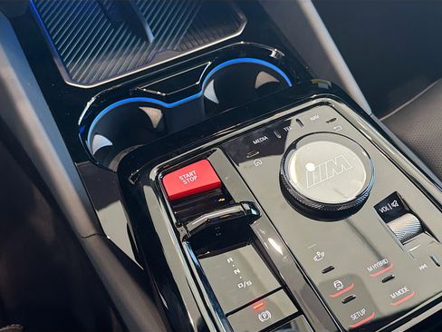 New 2026 BMW M5 Touring image 26