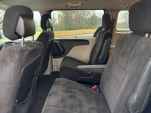Used 2013 Dodge Grand Caravan SXT w/ UConnect Hands-Free Group image 14