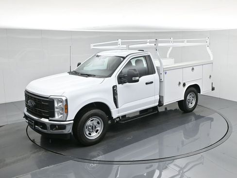 New 2026 Ford F350 XL w/ XL Chrome Package image 52