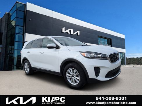 Used 2020 Kia Sorento LX image 1