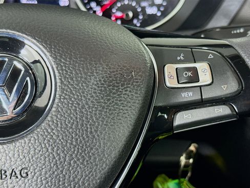 Used 2021 Volkswagen Tiguan S image 14