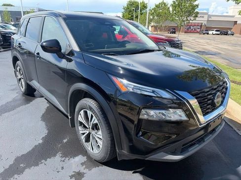 Certified 2023 Nissan Rogue SV AWD/4WD image 3