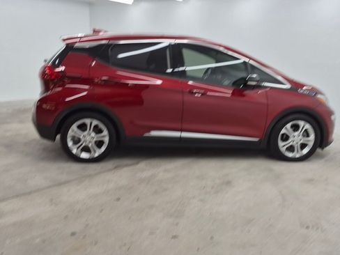 Used 2020 Chevrolet Bolt LT FWD image 4