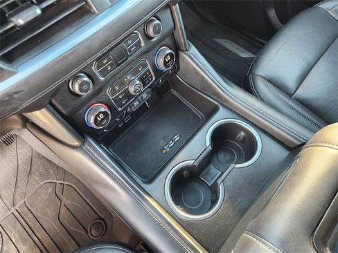 Used 2021 Chevrolet Tahoe Z71 image 19