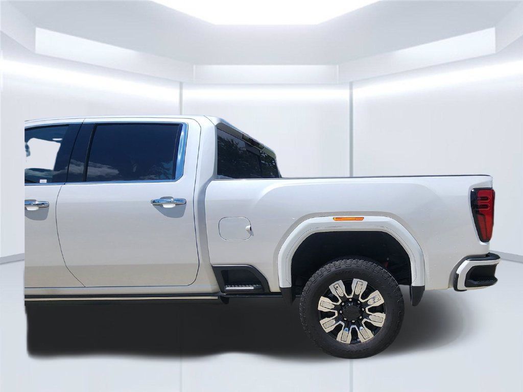 Used 2025 GMC Sierra 3500 Denali w/ Denali Reserve Package AWD/4WD image 25