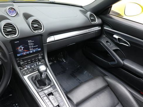 Used 2019 Porsche 718 Boxster GTS RWD image 33