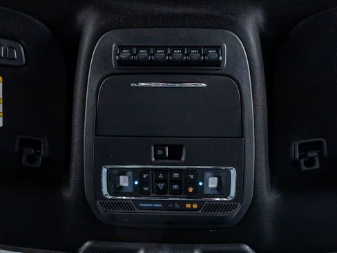 Used 2024 Ford F350 Platinum image 28