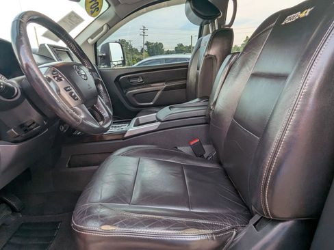 Used 2015 Nissan Titan PRO-4X w/ Pro-4x Luxury Package AWD/4WD image 9
