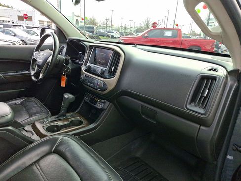 Used 2019 GMC Canyon Denali image 11