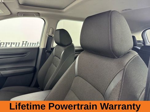 Used 2025 Honda CR-V EX image 10