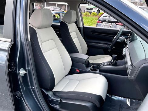 Used 2024 Honda CR-V EX image 9