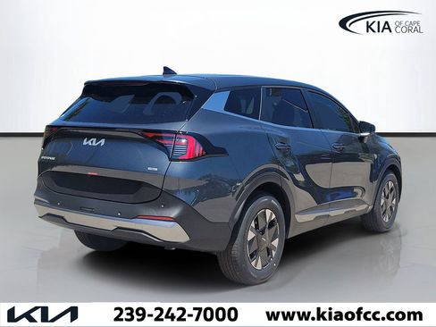New 2026 Kia Sportage LX FWD image 4