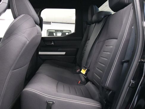 Used 2024 Toyota Tacoma TRD Off-Road image 19