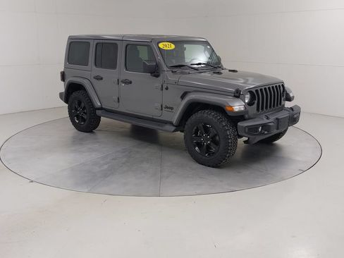 Used 2021 Jeep Wrangler Unlimited Sahara AWD/4WD image 10