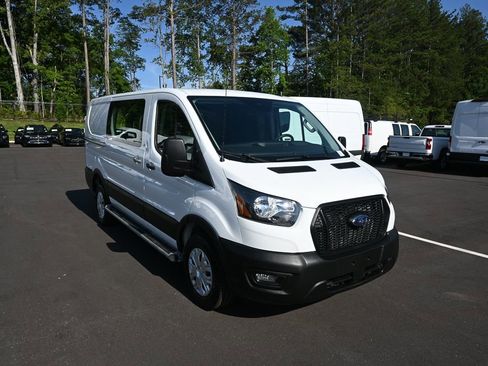 Used 2024 Ford Transit 250 Low Roof w/ Exterior Upgrade Package RWD image 22