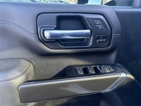 Used 2022 GMC Sierra 2500 AT4 w/ AT4 Premium Plus Package image 23