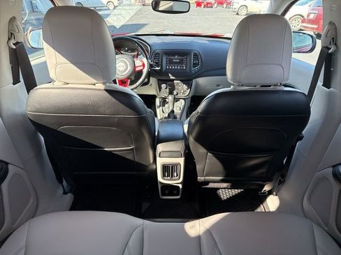 Used 2018 Jeep Compass Latitude w/ Popular Equipment Group image 15