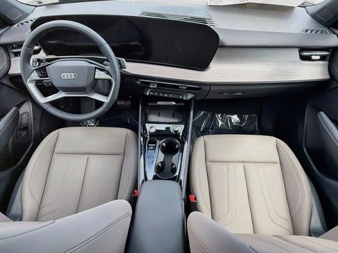 New 2026 Audi Q3 quattro 2.0T AWD/4WD image 15