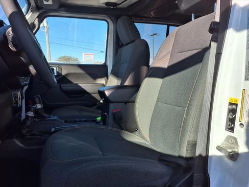Used 2024 Jeep Wrangler Sport image 6
