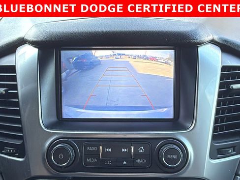 Used 2020 Chevrolet Suburban LT image 24