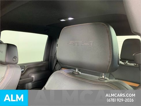 Used 2023 GMC Sierra 2500 AT4 w/ Gooseneck/5TH Wheel Package image 18