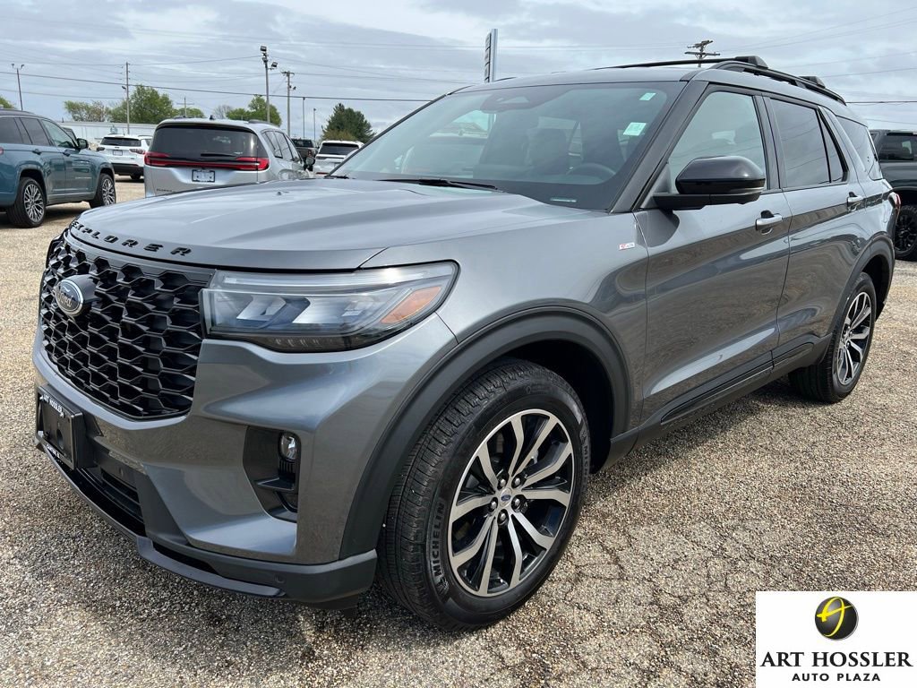 Used 2026 Ford Explorer ST-Line AWD/4WD image 1