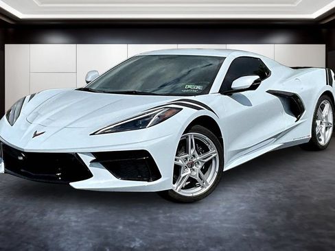 Used 2022 Chevrolet Corvette Stingray Preferred Conv w/ 2LT RWD image 3