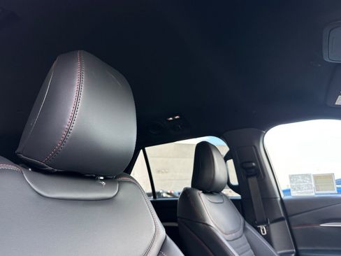 New 2026 Ford Explorer ST-Line w/ ST-Line Street Pack RWD image 17