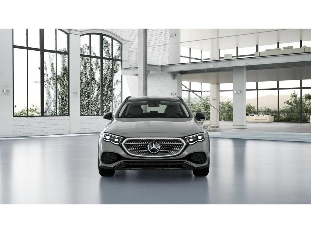 Used 2025 Mercedes-Benz E 450 4MATIC All-Terrain Wagon image 7