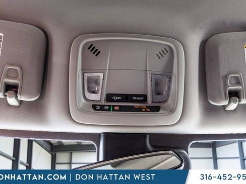 Used 2023 Chevrolet Malibu LT FWD image 16