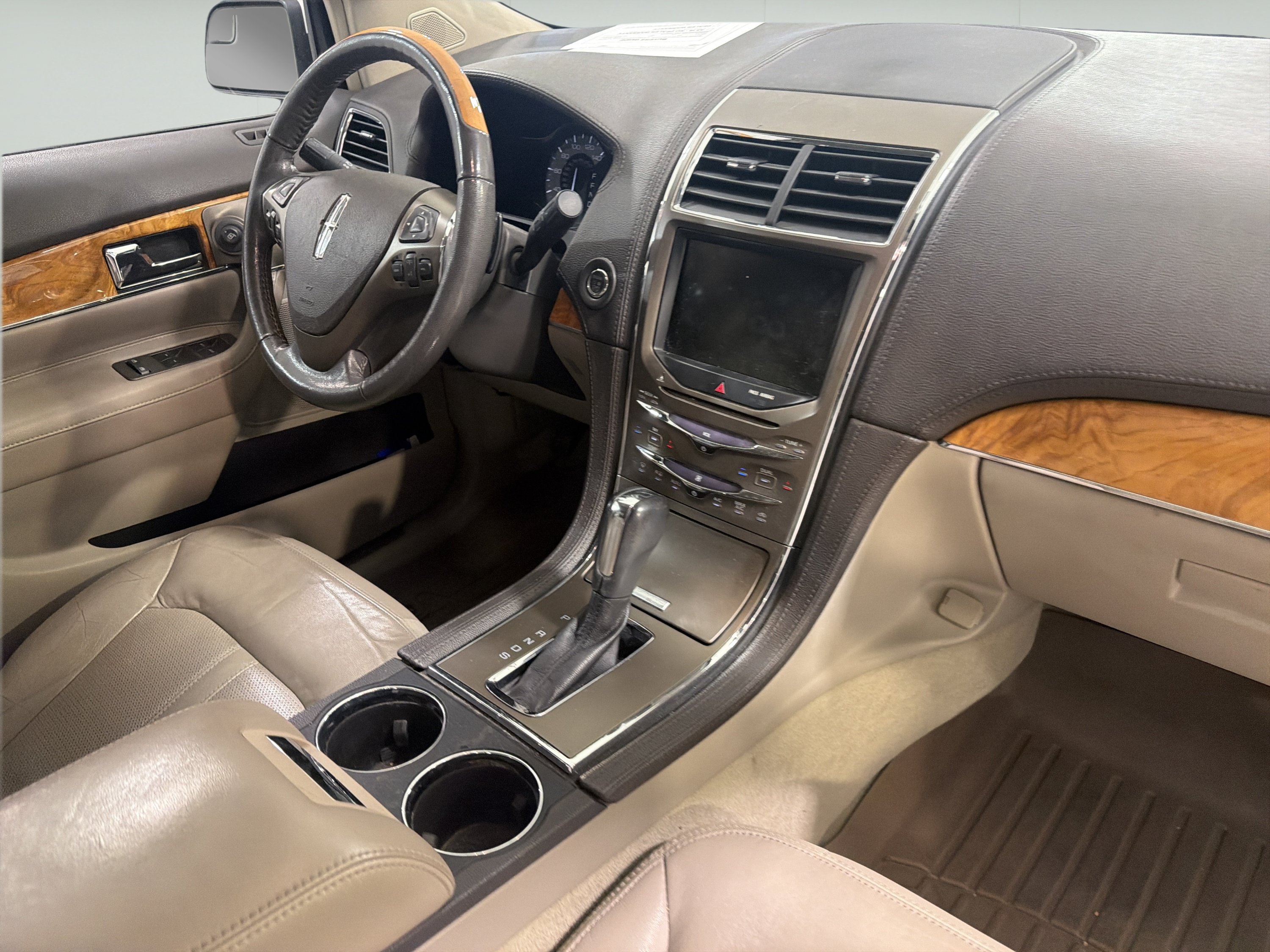 Used 2013 Lincoln MKX FWD w/ Wood Pkg image 13