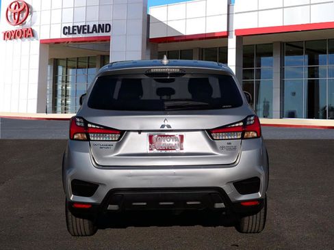 Used 2024 Mitsubishi Outlander Sport SE image 6