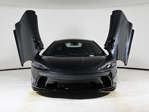 Used 2025 McLaren GTS image 9