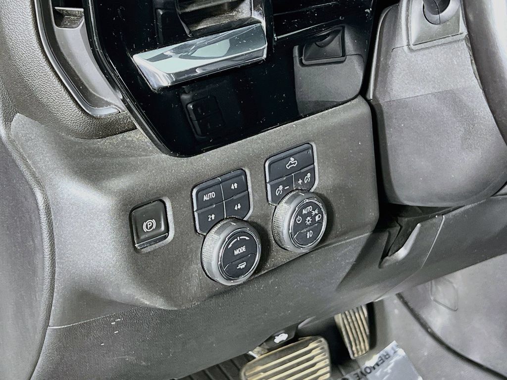 Certified 2023 Chevrolet Silverado 1500 RST AWD/4WD image 9