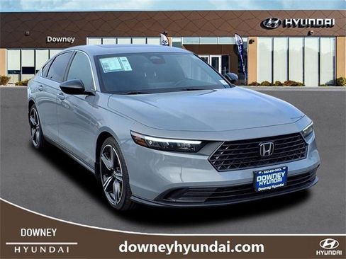 Used 2023 Honda Accord Sport image 3