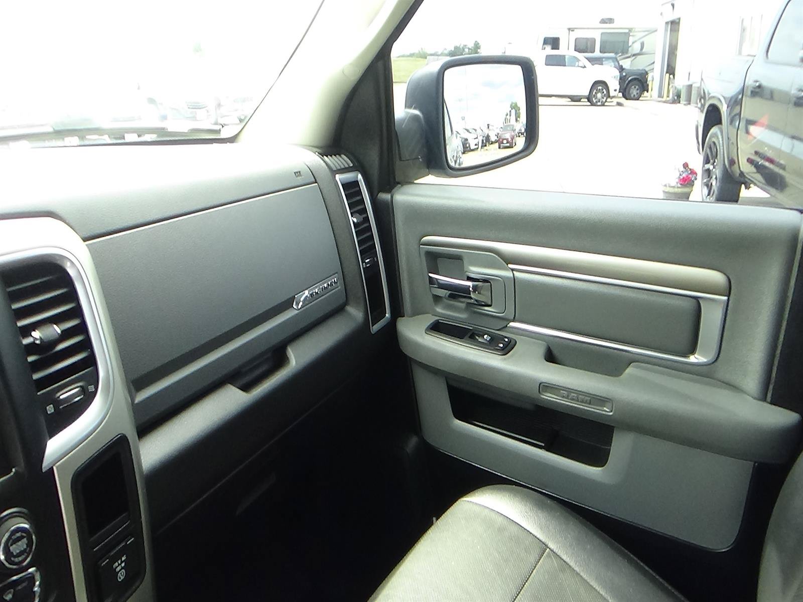 Used 2018 RAM 1500 Big Horn AWD/4WD image 27