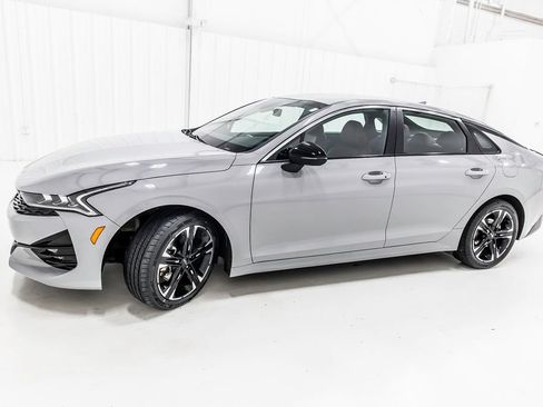 Used 2024 Kia K5 GT-Line w/ GT-Line Premium Package FWD image 3
