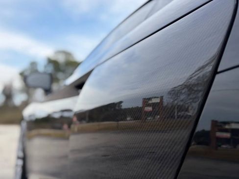 Used 2017 Audi R8 V10 w/ Ceramic Brake Package image 7