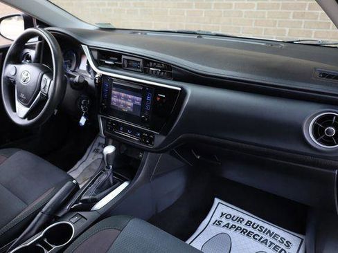 Used 2017 Toyota Corolla LE FWD image 26