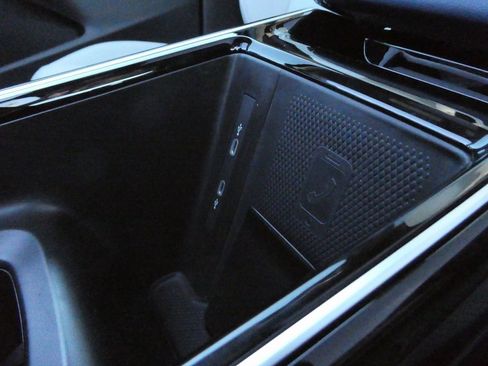 New 2025 Volkswagen ID.4 Pro S image 13