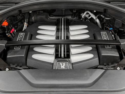 Used 2020 Rolls-Royce Cullinan AWD/4WD image 12
