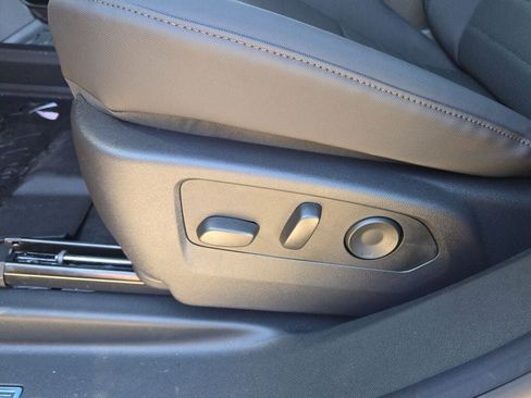 New 2025 GMC Hummer EV 2X w/ Extreme Off-Road Package image 28