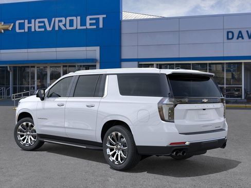 New 2026 Chevrolet Suburban Premier w/ Sun And Tow Package image 3