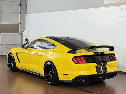 Used 2017 Ford Mustang Shelby GT350R w/ GT350R Equipment Group 920A RWD image 5