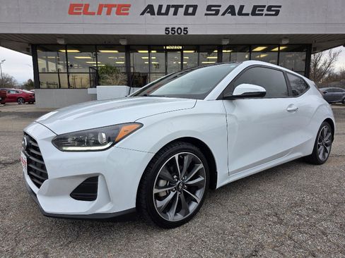 Used 2020 Hyundai Veloster 2.0 Premium image 1