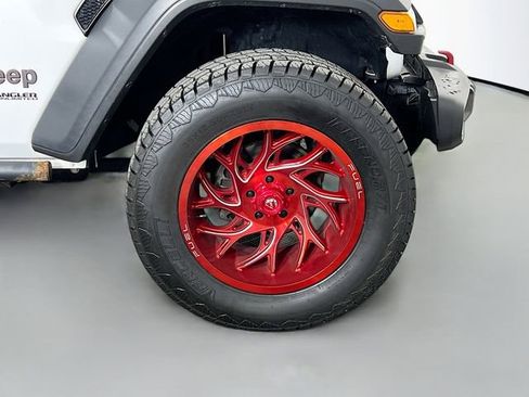 Used 2021 Jeep Wrangler Unlimited Rubicon image 38