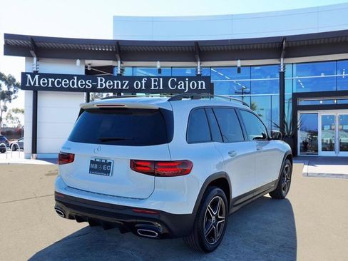 New 2026 Mercedes-Benz GLB 250 image 3