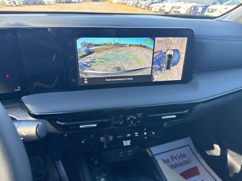 New 2026 Nissan Kicks SR w/ SR Premium Package image 16