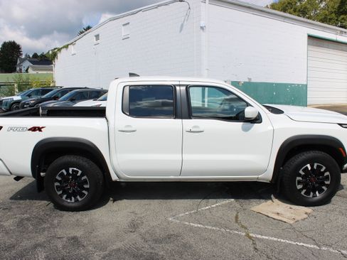 Certified 2022 Nissan Frontier PRO-4X w/ Technology Package AWD/4WD image 7