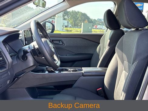 Used 2023 Nissan Rogue S AWD/4WD image 6